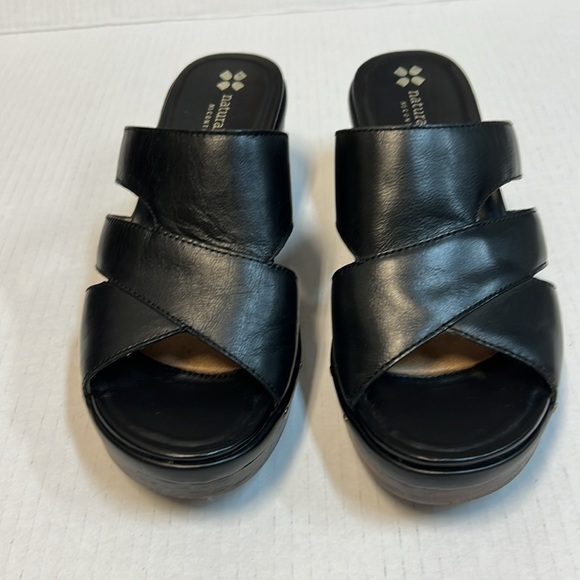 Naturalizer Black Slide Sandals with Cushioned Sole - Picture 2 of 9